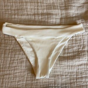 LSPACE off-white ribbed bikini bottom. Size medium